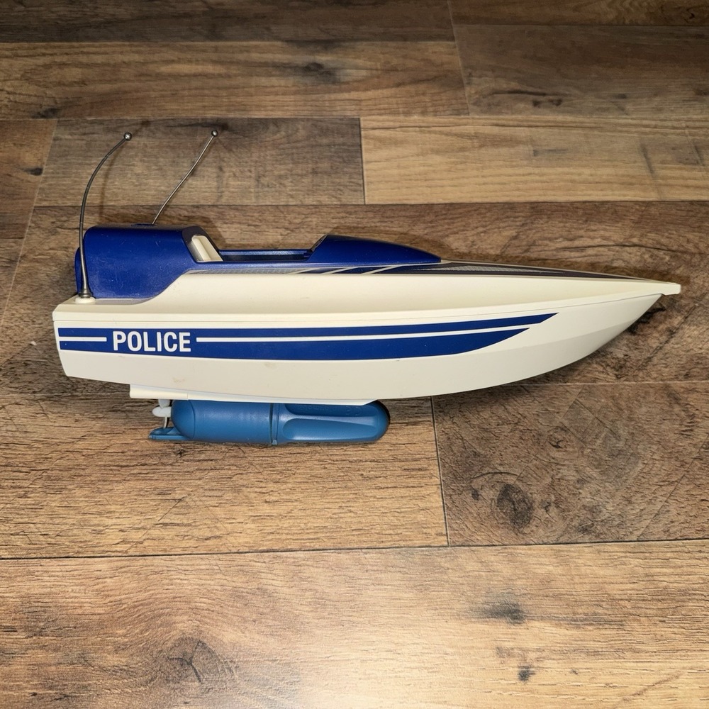 2004 Playmobil 5187 City Action Police Speed Boat (Boat only) Untested - Picture 2 of 6